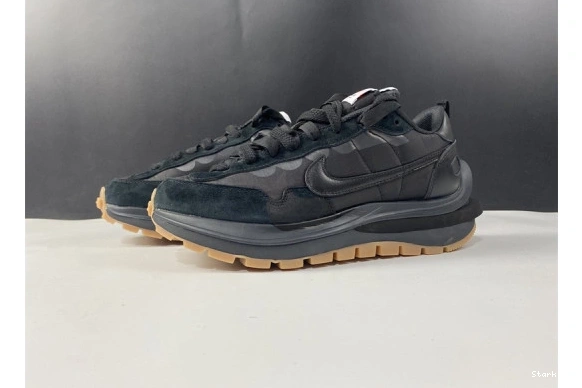 Sacai Gum Nike Black Vaporwaffle DD1875-001 0927